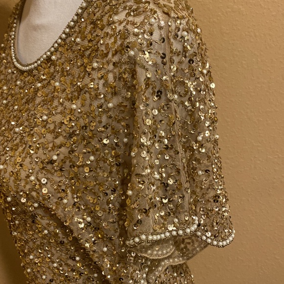 Adrianna Papell gold sequin dress - Picture 4 of 6